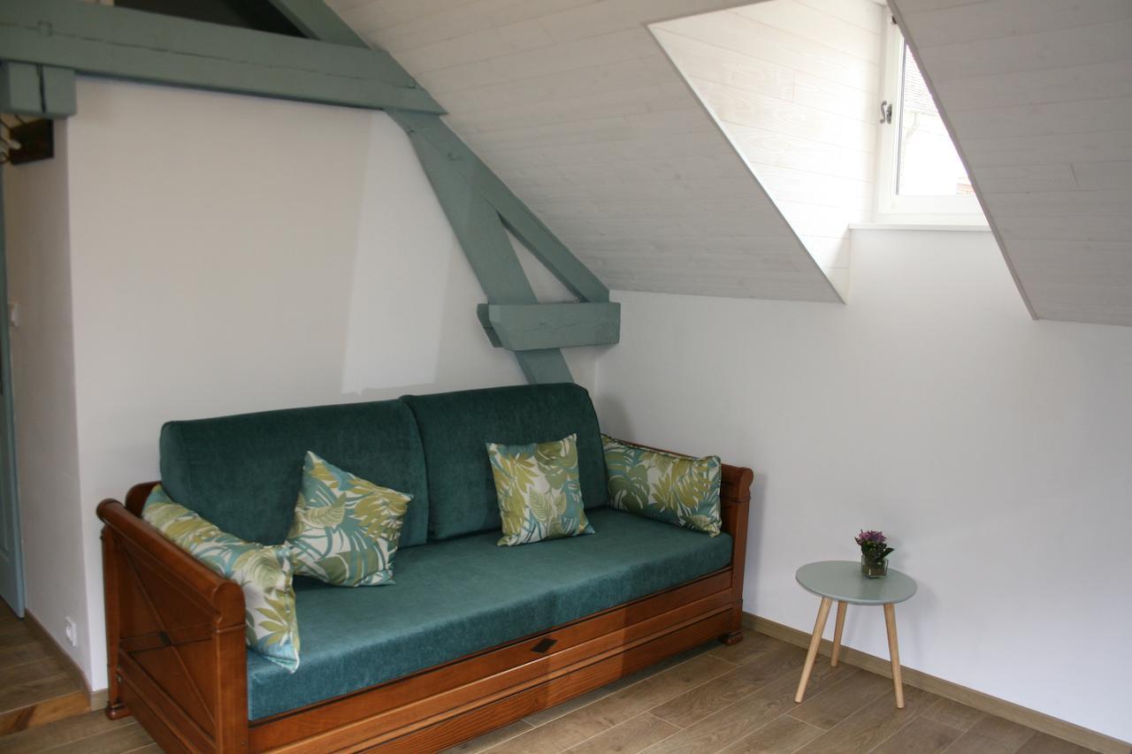 Au Relais De Chaussy Bed & Breakfast Room photo